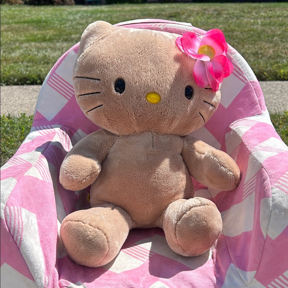 Rare Build a Bear Sun kissed Hawaiian Hello Kitty